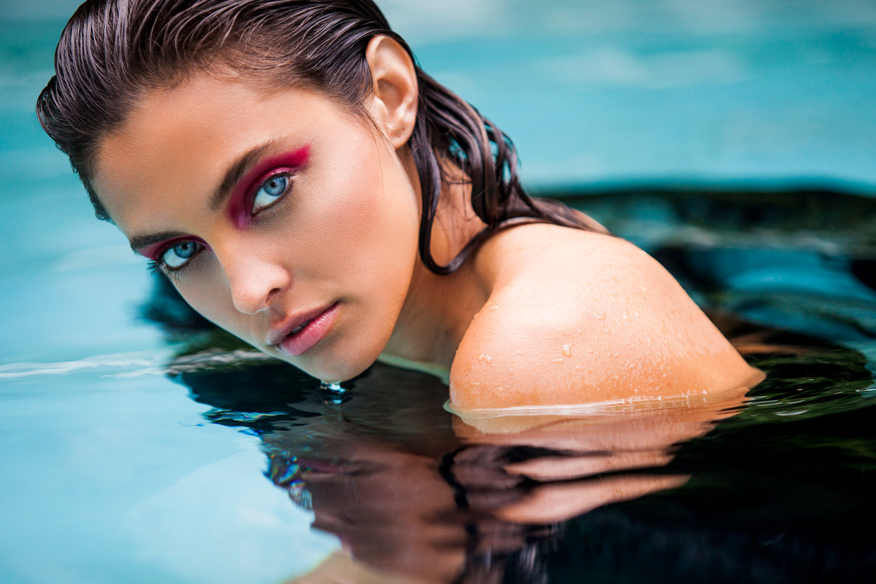 close to the surface reflection photography